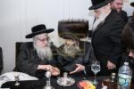 כ"ק  אדמו"ר מצאנז קלויזענבורג שליט"א ביים שמחת השבע ברכות לכבוד החתן בן הגרצ"א הערשקאוויטש דומ"ץ צאנז קלויזענבורג 