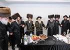 כ"ק  אדמו"ר מצאנז קלויזענבורג שליט"א ביים שמחת השבע ברכות לכבוד החתן בן הגרצ"א הערשקאוויטש דומ"ץ צאנז קלויזענבורג 