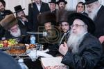 כ"ק  אדמו"ר מצאנז קלויזענבורג שליט"א ביים שמחת השבע ברכות לכבוד החתן בן הגרצ"א הערשקאוויטש דומ"ץ צאנז קלויזענבורג 