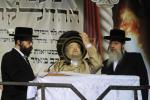 פולע גאלערי: מעמד הדלקה פון הרה"ק רבי יעקב מאיר שעכטער שליט"א 