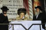 פולע גאלערי: מעמד הדלקה פון הרה"ק רבי יעקב מאיר שעכטער שליט"א 