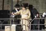 Main image for פולע גאלערי: מעמד הדלקה פון הרה"ק רבי יעקב מאיר שעכטער שליט"א 