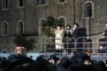 פולע גאלערי: מעמד הדלקה פון הרה"ק רבי יעקב מאיר שעכטער שליט"א 