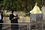 פולע גאלערי: מעמד הדלקה פון הגאון רבי שאול אלתר שליט"א ר"י פני מנחם 
