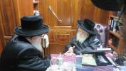 ערשטע בילדער: הרה"צ רבי אהרן מענדיל טווערסקי שליט"א בארה"ק 