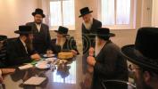 ערשטע בילדער: הרה"צ רבי אהרן מענדיל טווערסקי שליט"א בארה"ק 