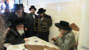 ערשטע בילדער: הרה"צ רבי אהרן מענדיל טווערסקי שליט"א בארה"ק 