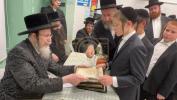 קינדער פון מאשלו חדר פארהערן זיך גאנץ מסכת שבת אויסענווייניג