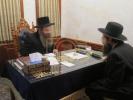 ר"י ישיבת מיר הגאון רבי אליעזר יהודה פינקל שליט"א באזוכט ביי כ"ק אדמו"ר מסאדיגורא ירושלים שליט"א