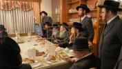 מסיבה לטובת די נייע סאטמאר'ע מיידל קעמפ 