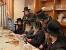 מסיבה לטובת די נייע סאטמאר'ע מיידל קעמפ 