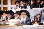 יארצייט פון הרה"ק מצאנז קלויזענבורג זי"ע ביי בנו מ"מ כ"ק אדמו"ר מצאנז קלויזענבורג שליט"א‎‎