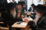 ניחום אבלים ביי כ"ק אדמו"ר מניקלשבורג שליט"א ע"פ אחיו הרה"ח ברוך מרדכי יהודה ז"ל 