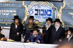 כ"ק אדמו"ר מבאבוב-45 שליט"א באזוכט אין די זומער חדר פון באבוב-45 אין בארא פארק