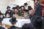 כ"ק אדמו"ר מסאטמאר שליט"א בהנחת אבן הפינה פארן נייעם חדר אין אנטווערפן 