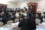 כ"ק אדמו"ר מסאטמאר שליט"א בהנחת אבן הפינה פארן נייעם חדר אין אנטווערפן 