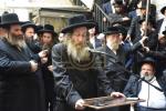 מסע הלווית האברך החשוב הרב יחיאל יהושע וועקנין ז"ל 