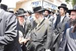 מסע הלווית האברך החשוב הרב יחיאל יהושע וועקנין ז"ל 