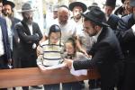 מסע הלווית האברך החשוב הרב יחיאל יהושע וועקנין ז"ל 