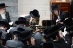 תשעה באב ביי כ"ק אדמו"ר מסקולען שליט"א 