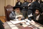 כ"ק אדמו"ר מסאטמאר שליט"א ביים פארהערן בחורי ישיבת אהבת התורה ד'סאטמאר וויליאמסבורג 