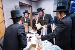 פולע גאלערי: יום חגיגת התורה וסיום מסכת זבחים בחבורת זכרו בקהילות סאטמאר בארא פארק