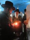 כ"ק אדמו"ר מסאדיגורא ירושלים שליט"א בעליה לציון אביו כ"ק אדמו"ר מסאדיגורא זצ"ל ביומא דהילולא 
