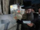 כ"ק אדמו"ר מסאדיגורא ירושלים שליט"א בעליה לציון אביו כ"ק אדמו"ר מסאדיגורא זצ"ל ביומא דהילולא 