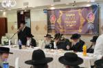 חלוקת שקל הטהור דורך  הגה"צ אב"ד סאטמאר ירושלים שליט"א