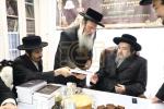 מסיבת לחיים בבית הרה"ק רבי יעקב מאיר שעכטער לרגל דאס ארויסגעבונג פונעם נייעם ספר אגרת הקודש בילדער שמואל דריי