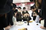 מסיבת לחיים בבית הרה"ק רבי יעקב מאיר שעכטער לרגל דאס ארויסגעבונג פונעם נייעם ספר אגרת הקודש בילדער שמואל דריי