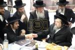 מסיבת לחיים בבית הרה"ק רבי יעקב מאיר שעכטער לרגל דאס ארויסגעבונג פונעם נייעם ספר אגרת הקודש בילדער שמואל דריי