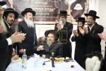 מסיבת לחיים בבית הרה"ק רבי יעקב מאיר שעכטער לרגל דאס ארויסגעבונג פונעם נייעם ספר אגרת הקודש בילדער שמואל דריי