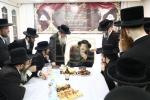 מסיבת לחיים בבית הרה"ק רבי יעקב מאיר שעכטער לרגל דאס ארויסגעבונג פונעם נייעם ספר אגרת הקודש בילדער שמואל דריי