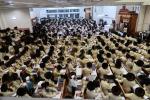 כ"ק ראב"ד ירושלים שליט"א ביים אויפטרעטן אין בית המדרש תולדות אהרן 