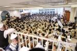 כ"ק ראב"ד ירושלים שליט"א ביים אויפטרעטן אין בית המדרש תולדות אהרן 