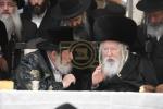 כ"ק אדמו"ר מוויזניץ שליט"א איז זיך משתתף ביים שמחת השבע ברכות בבית גור 