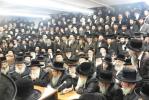 כ"ק אדמו"ר מצאנז קלויזענבורג שליט"א בניחום אבלים אצל כ"ק אדמו"ר מסקווירא שליט"א
