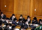 א סליחות בחצר הקודש צאנז קלויזענבורג 