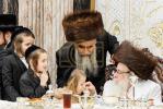 Main image for חג הסוכות בחצר הקודש צאנז קלויזענבורג