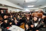 הכנסת ספר תורה אין בית המדרש הגדול ספינקא דורך כ"ק אדמו"ר מספינקא שליט"א לז"נ זיין שווער כ"ק אדמו"ר מ'טאמאשוב זצ"ל