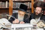 הכנסת ספר תורה אין בית המדרש הגדול ספינקא דורך כ"ק אדמו"ר מספינקא שליט"א לז"נ זיין שווער כ"ק אדמו"ר מ'טאמאשוב זצ"ל