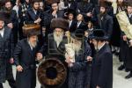הכנסת ספר תורה אין בית המדרש הגדול ספינקא דורך כ"ק אדמו"ר מספינקא שליט"א לז"נ זיין שווער כ"ק אדמו"ר מ'טאמאשוב זצ"ל