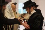 כ"ק אדמו"ר מתולדות אהרן שליט"א באזוכט אין קרית יואל 