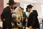 כ"ק אדמו"ר מתולדות אהרן שליט"א באזוכט אין קרית יואל 