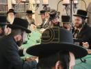 גרויסארטיגע מסיבה אין קאסא גראנדע לרגל דאס אויפבוי פונעם נייעם מקוה 