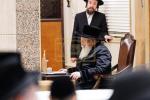 חנוכה בחצר הקודש באבוב 