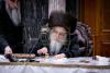 Main image for זאת חנוכה בחצר הקודש צאנז קלויזענבורג 
