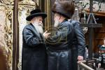 מעמד הכנסת ספר תורה אין בית המדרש הגדול ד'באבוב 