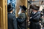 מעמד הכנסת ספר תורה אין בית המדרש הגדול ד'באבוב 